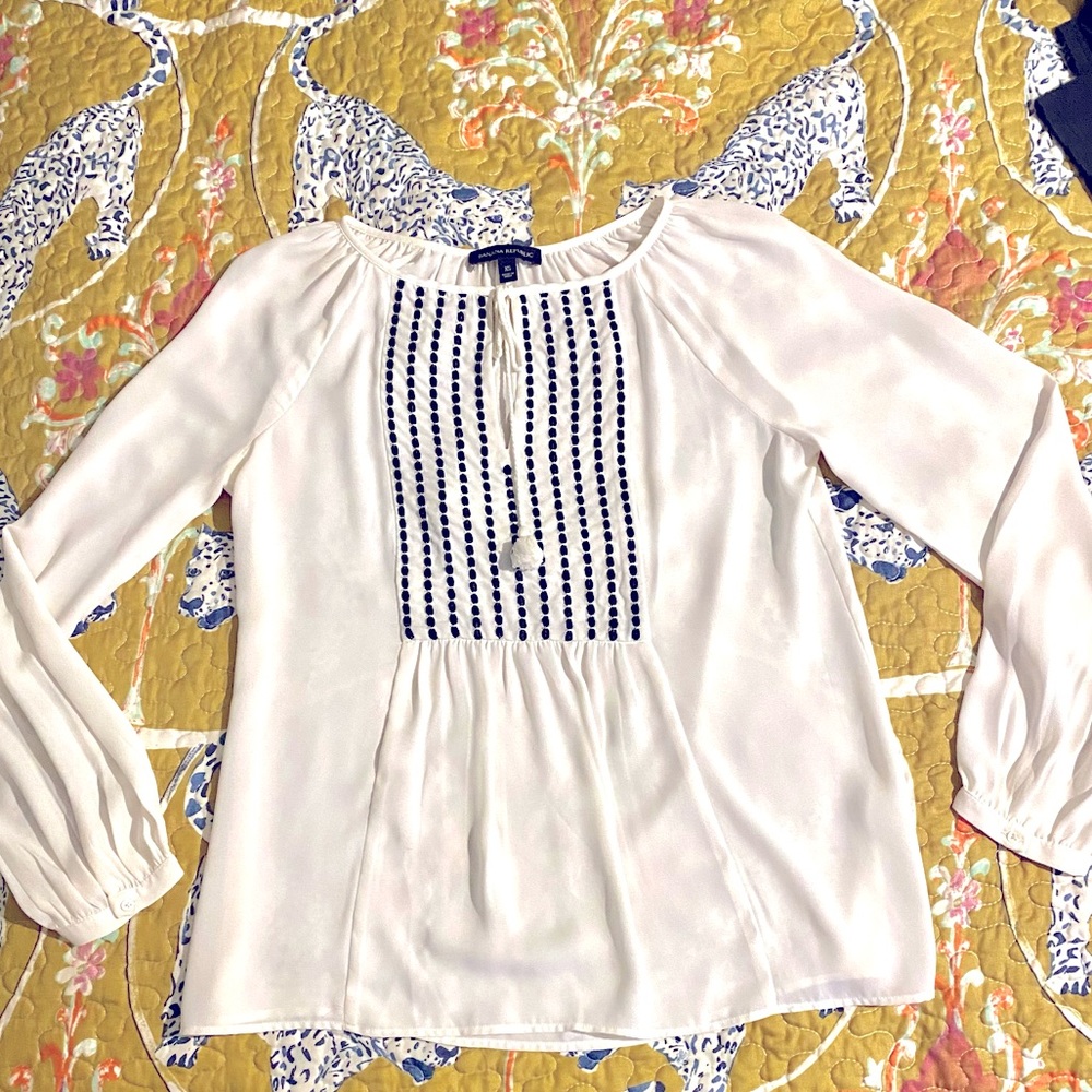 NWOT BANANA REPUBLIC peasant top